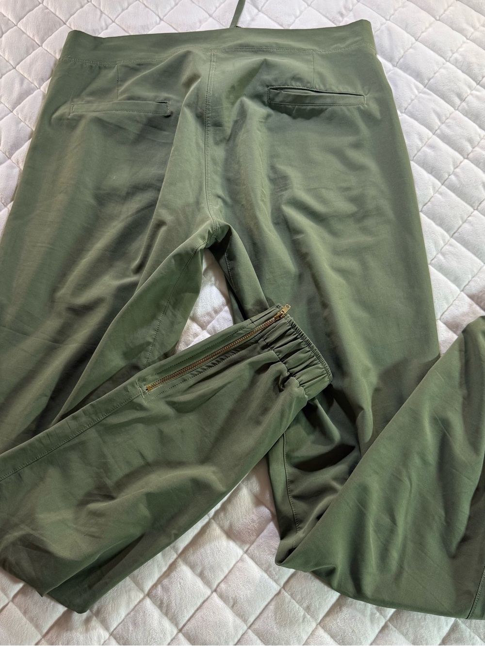 Albion Fit Olive Green Jetsetter Joggers Zip Ankle Pants Women's Size Small S